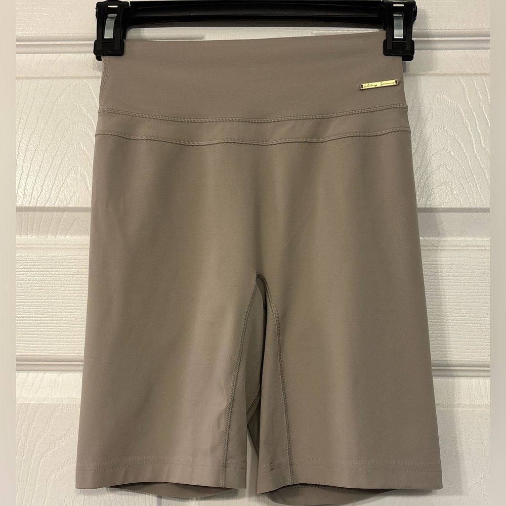 Gymshark Womens S Whitney Simmons Cycling Bike Shorts Mink Beige Compression